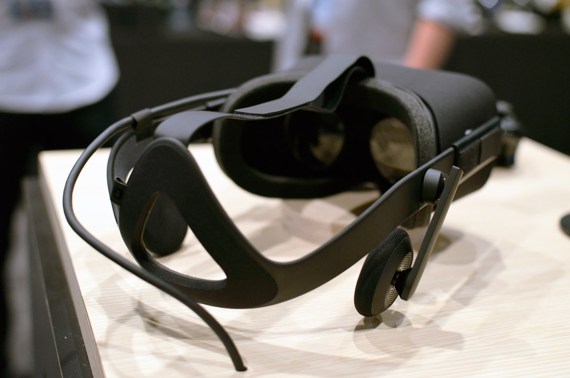 top 5 things we still don u0026 39 t know about the consumer oculus