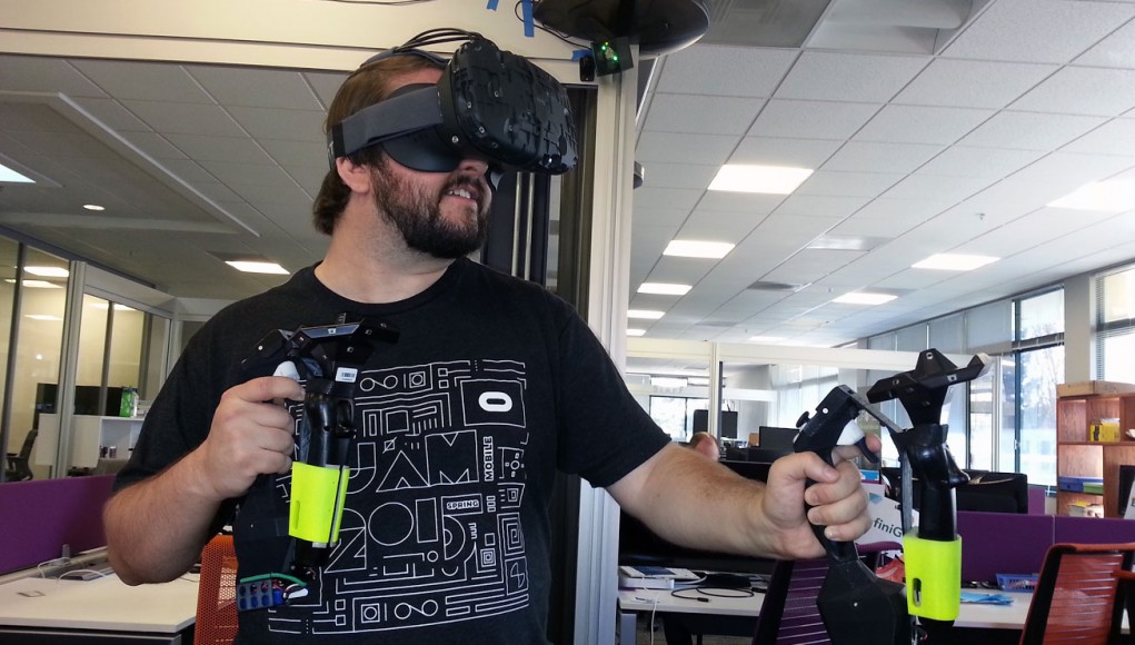 tactical-haptics-reactive-grip-posed-1