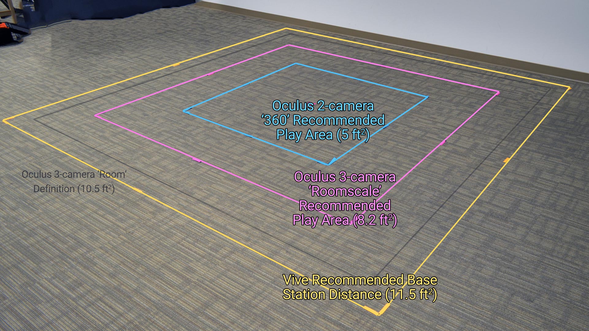 vive-and-oculus-roomscale-comparison.jpg