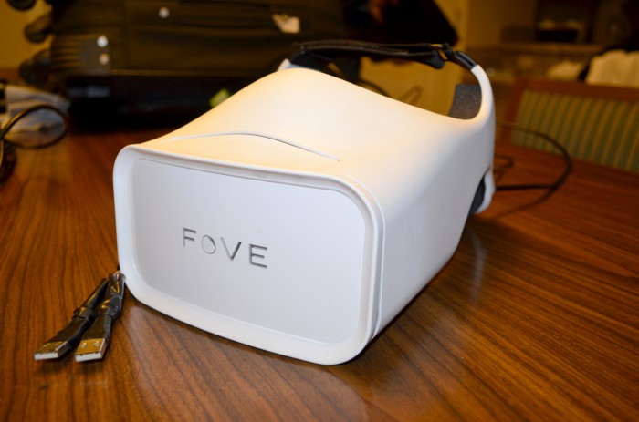 fove eye tracking vr headset hands on ces 2015 (1)