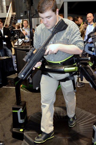 virtuix omni vr treadmill heigh adjustment ces 2015 (1)