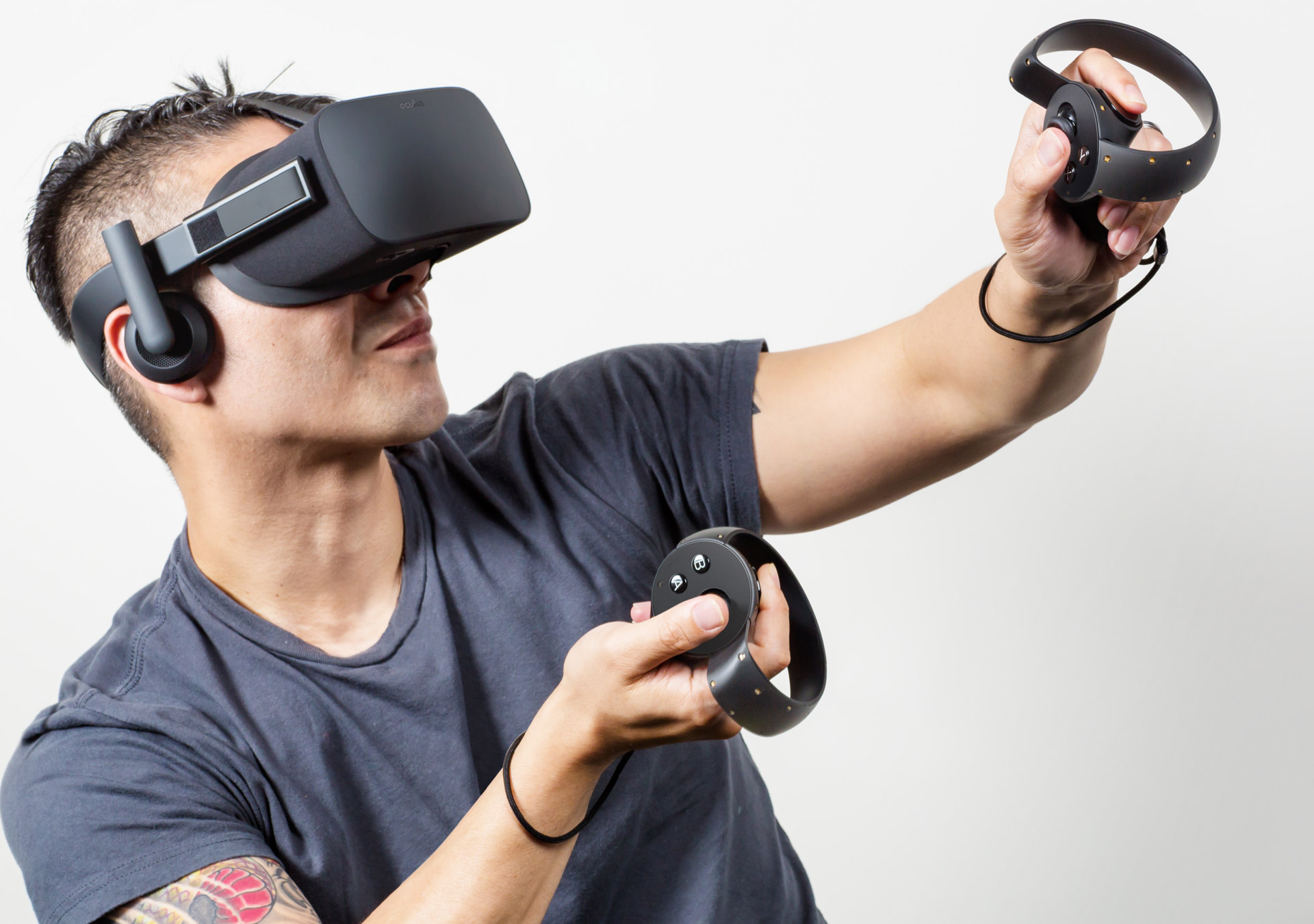 Oculus: Touch is "Fully of Roomscale Tracking, Skeptical It's "Absolutely Necessary for VR"