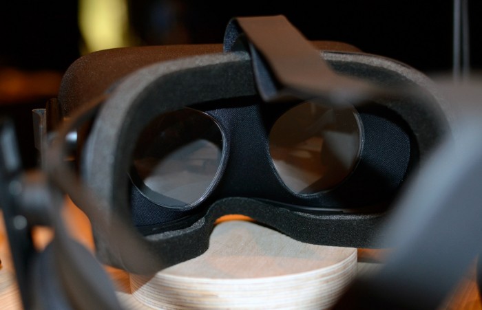 oculus-rift-cv1-lenses-e3-2015