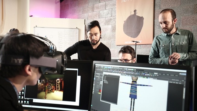 EC_Dirceting_Employee_VR_Still01