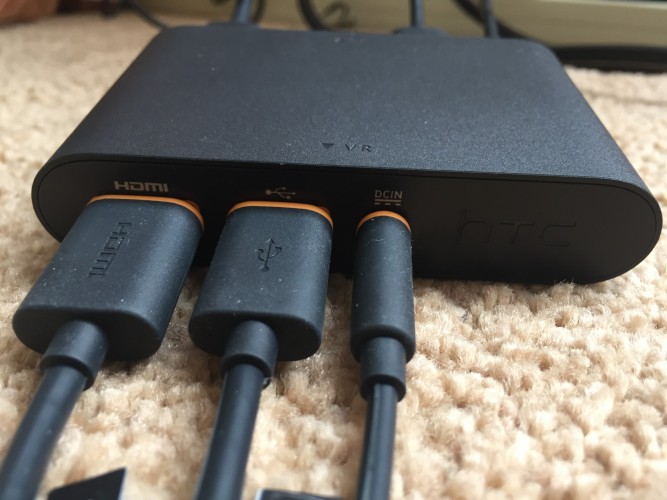 htc-vive-breakout-box (2)