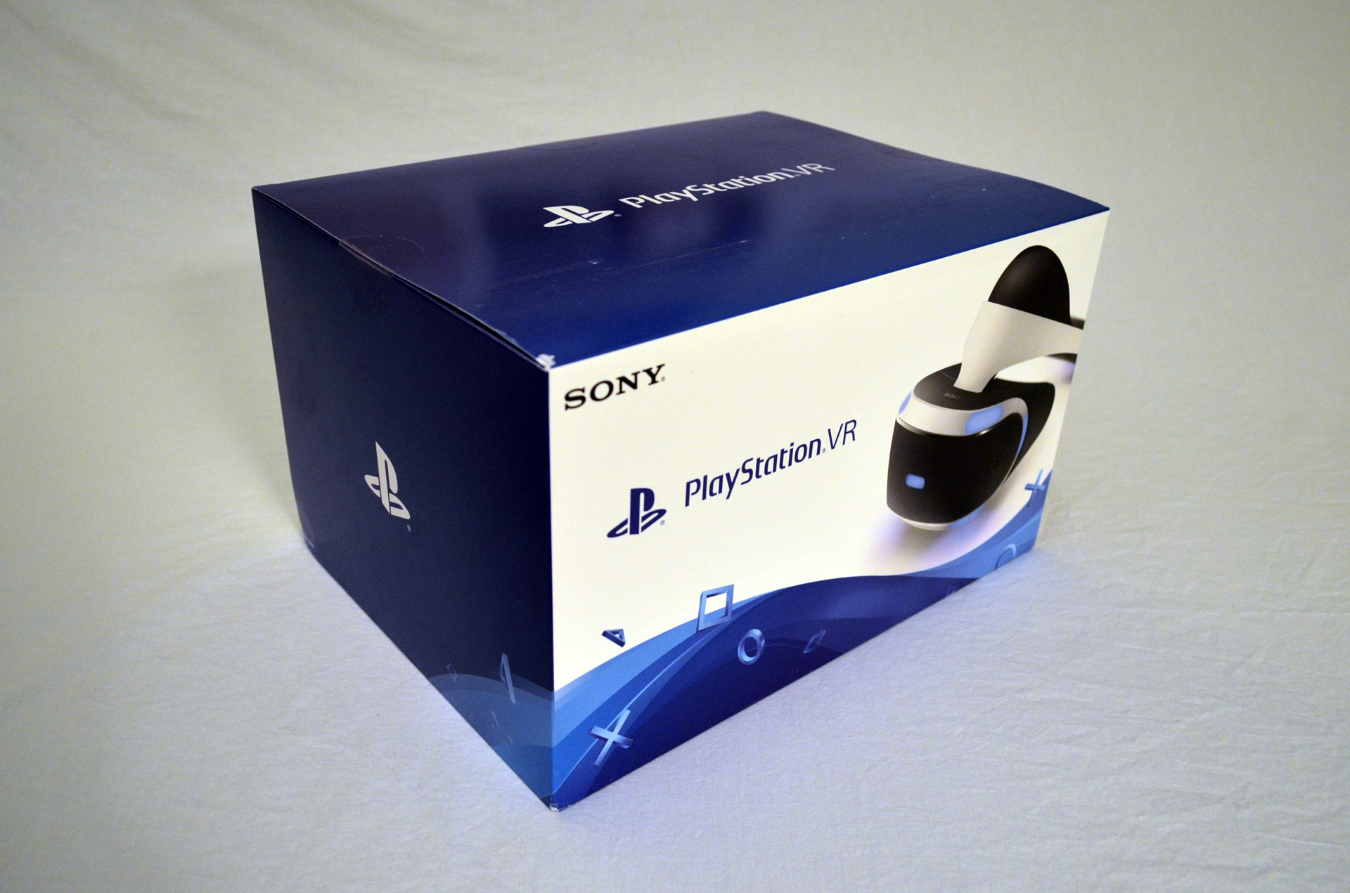 PlayStation VR Unboxing Road to VR