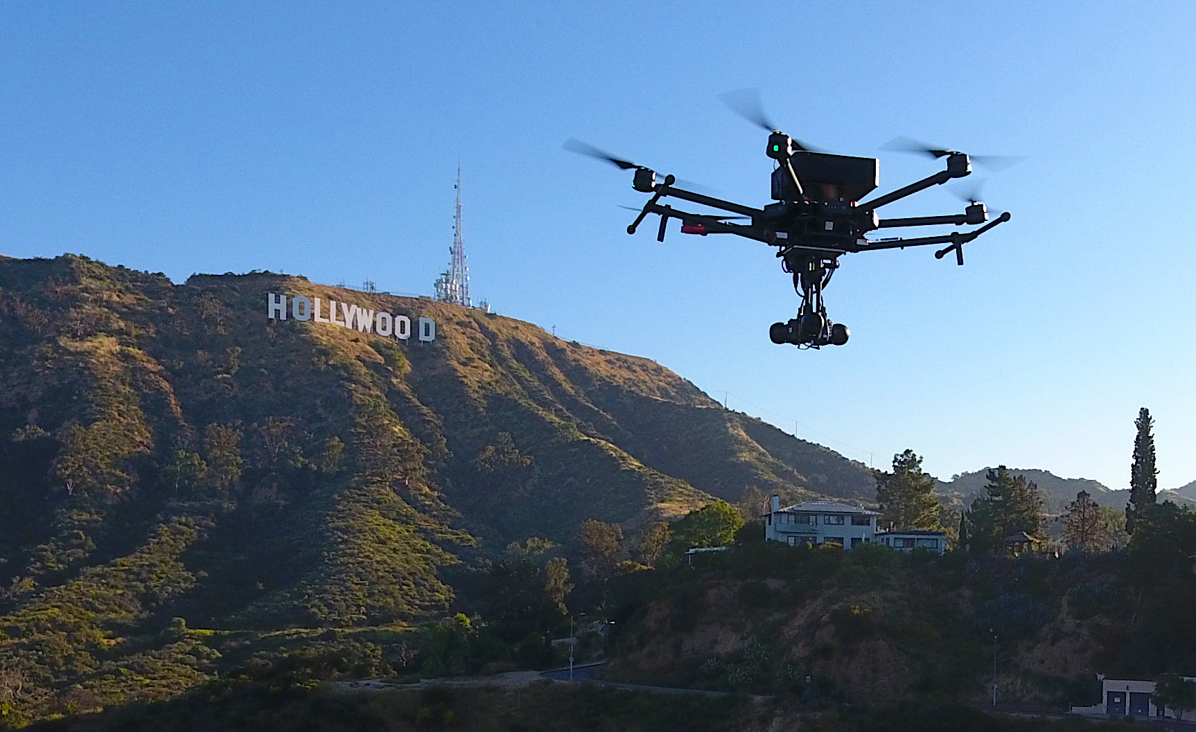 This Drone Broadcasts 6k 360 Video Wirelessly to 5 Miles – Road to VR