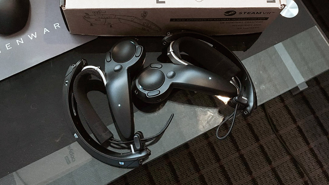 Valve's Knuckles Controllers Get Ergonomic Improvements, Begin at Devs' Doorsteps – Road to VR