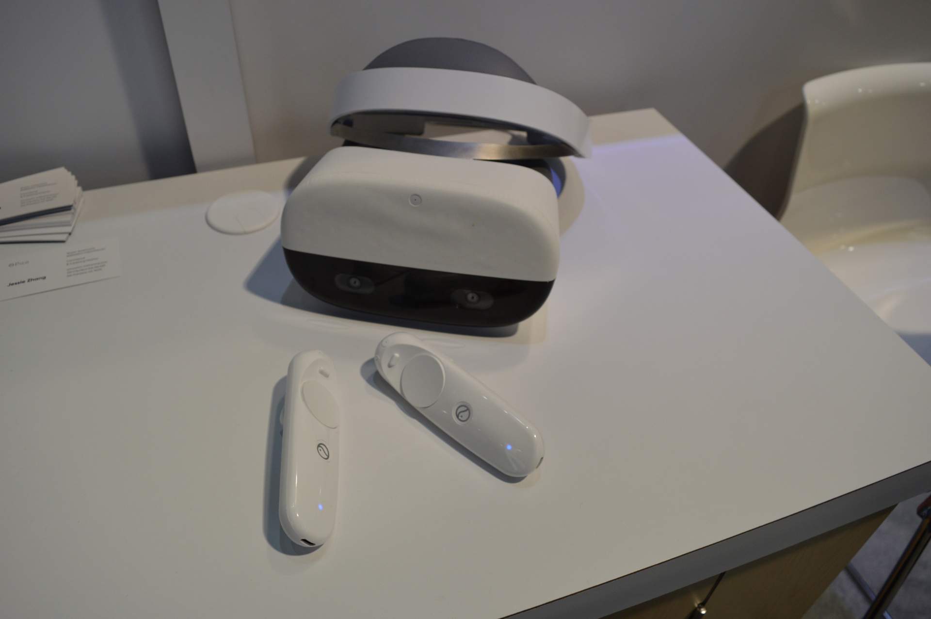 cheap 6dof vr headset